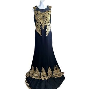 Black And Gold Mesh Embroidered Full Train Gown Evening Dress Size M